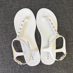 Katy Perry Collections NEW Size 8M White Jelly Studded Sandals -